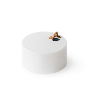 Homed / Vegan chocolate cake at Koke Lab in Kowloon