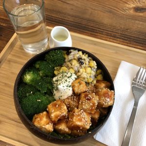 Tofu salad bowl  at ByTOFU in Seoul