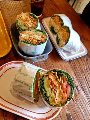 V.C.L.T Wrap😍 at ByTOFU in Seoul