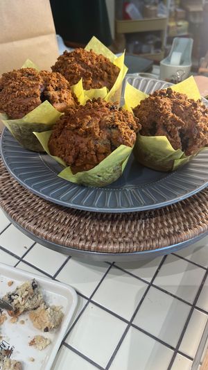 Blueberry crumble muffin   at ByTOFU in Seoul