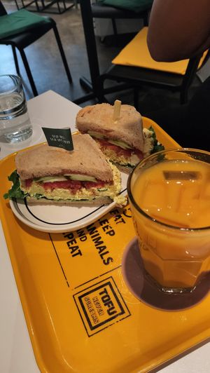 Egg sandwich at ByTOFU in Seoul