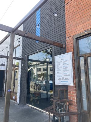 Street view  at Breadlam in Los Angeles