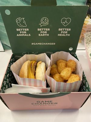 Cheeseburger and tater tots  at Neat - Soho in London