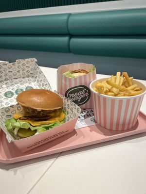 🍔🍟 #Veganuary at Neat - Soho in London