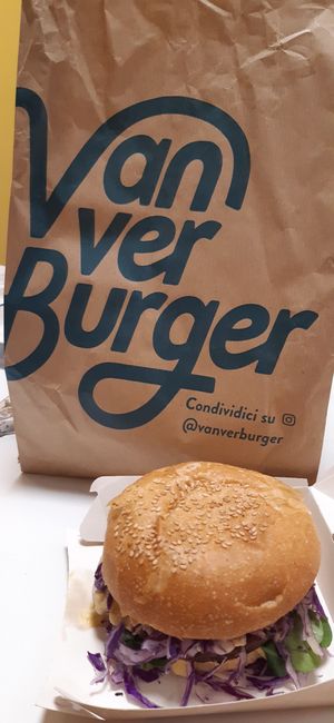  at Van Ver Burger in Turin