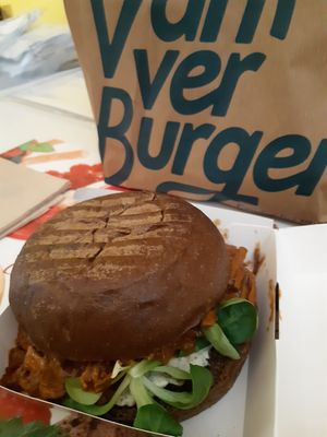  at Van Ver Burger in Turin
