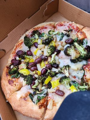 Pizza with custom toppings at Pizza Loko in Washington