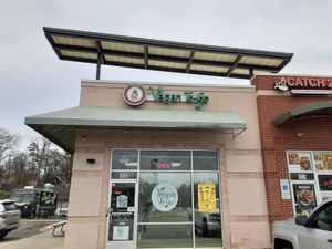  at Dee's Vegan To-Go in Charlotte