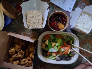 Buddha's Delight, General Tsos mushrooms sauce on the side, white/brown rice at Cozy Wok in Oakland