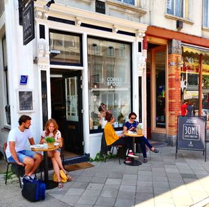 Our little terrace 😎 at 30ml - Nachtegaalstraat in Utrecht