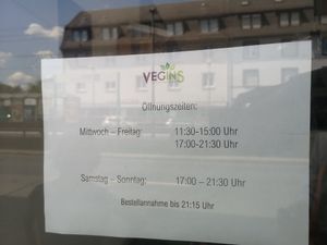 !!! Opening hours !!! at Vegins in Frankfurt