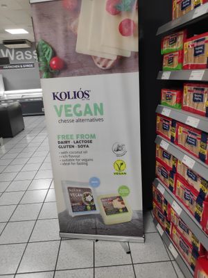 Kolios: Nistisimo Käse, vegan at Griechische Top Markt in Wiesbaden