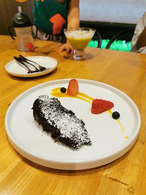 Chocolate cake at Emerald 珺 in Hong Kong Island
