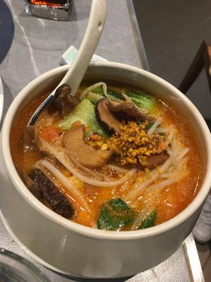 Dan Dan noodles at Emerald 珺 in Hong Kong Island