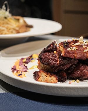 玫瑰叉燒 at Emerald 珺 in Hong Kong Island