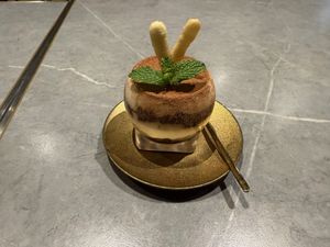  at Emerald 珺 in Hong Kong Island