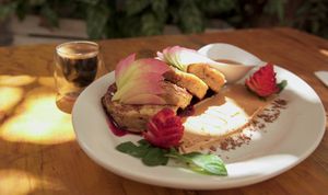 Waking up with a big smile! :D
 at Layla Restaurant Plants & Mushrooms in Puerto Morelos