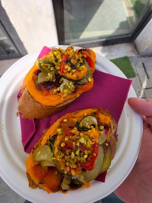 Vegan Cantuccini 😍 at Ae Bricoe in Venice