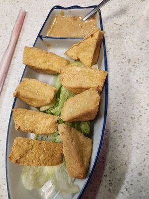 Tofu satay with peanut sauce 😋  #Veganuary at Tom Yum in Surprise