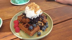 Waffles at Vagabond in Byron Bay