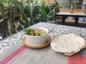 Veggie curry with naan at VEJO - The Vege journey in Hanoi