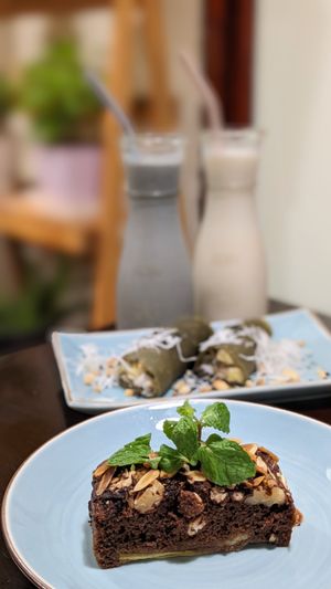 Vegan Mixed Nuts Chocolate Cake, Banana Crepe, Sesame Walnut Milk, Chickpea Cashews Milk at VEJO - The Vege journey in Hanoi