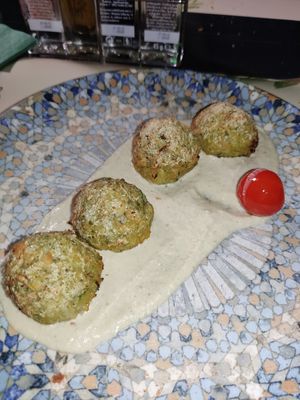 Veggie balls at Organic Life in Chisinau