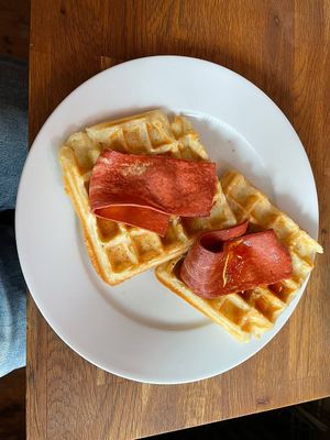 waffles with bacon  at Radikalecker in Berlin