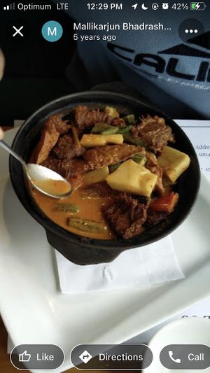 Thai coconut red curry with chicken n beef in hot pot (wf)  at Veggie Heaven in Teaneck