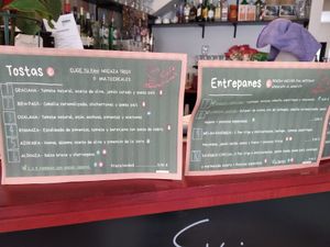 Tostas y bocatas at Melandrainas in Arteixo