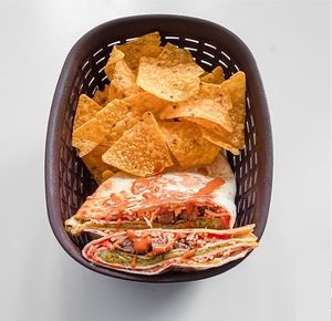 Combo Quesadilla at Tétés Burritos in Cascais