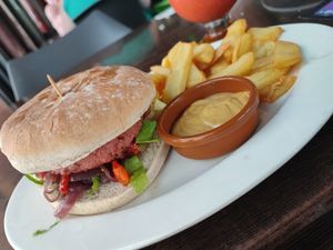 Hamburguesa beyond at Splits in Gran Canaria