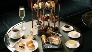 Traditional afternoon tea  at Four Seasons Hotel in Doha
