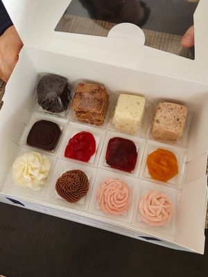 Wedding Cake Tasting Box at Hollycake House in East Rochester