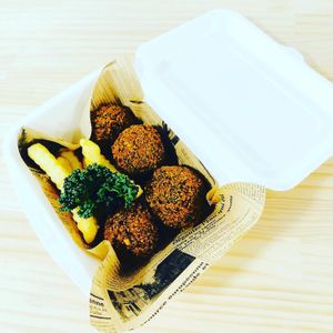 Falafel Time will be fully close on Saturday ,1/23 1/30 2/6. according to the request of Osaka city  
Mon -Thur open 11:00-20:00 at Falafel Time in Osaka