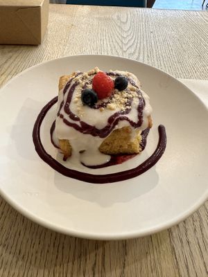 Pudding Cake  at Aunts et Uncles in Brooklyn