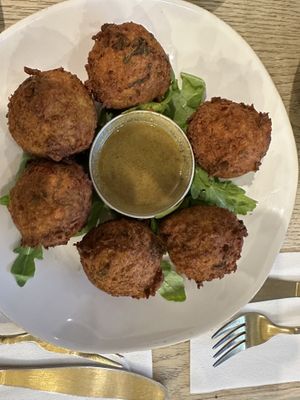   at Aunts et Uncles in Brooklyn