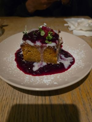 Pudding Cake at Aunts et Uncles in Brooklyn
