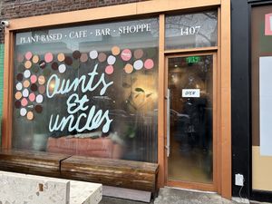 Exterior  at Aunts et Uncles in Brooklyn