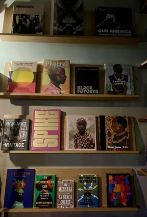 Books  at Aunts et Uncles in Brooklyn