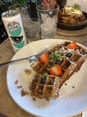   at Aunts et Uncles in Brooklyn