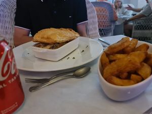 Vegan "chicken" & tarragon pie with chips at Patio de la Fuente in Calpe