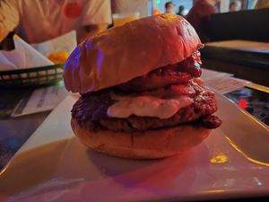 Smokehut burger at Galaxy Hut in Arlington