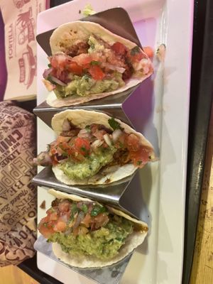 Tacos mit Chili sin carne  at Tortilla in Liverpool