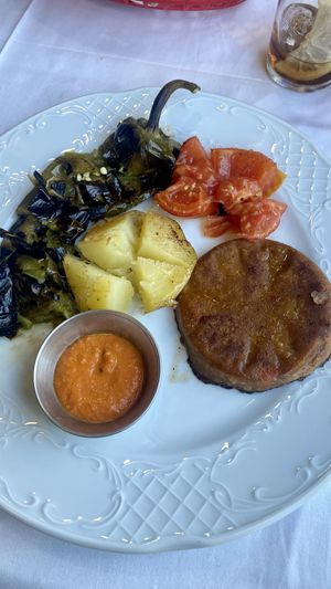 Hamburguesa de soja y zanahoria   at La llar d'en Tariel in Mollet Del Valles