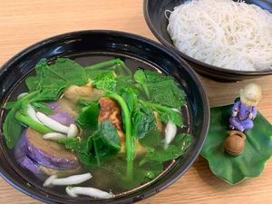 Yong tau foo soup with bee hoon. Photo by Mr Henry Lau aka Mr Purple at Green by choice 我行我素 - Hougang Green Mall in Northeast Singapore