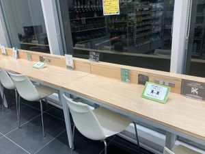 Eat-in area at Bio c' Bon - Sakuragicho in Yokohama