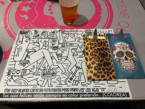 place mat and silverware pockets at Mahara in A Coruna