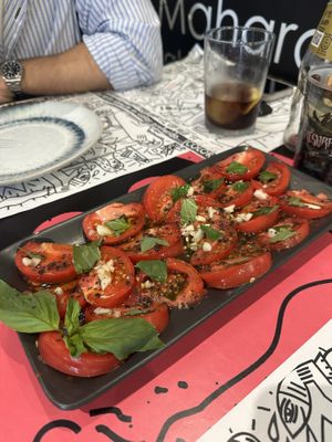 Tomate aliñao  at Mahara in A Coruna