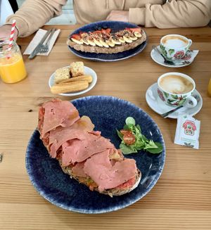 Tosta “sin jamón" at La Vanetta in Vigo